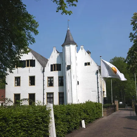 Het Kasteel Van Het Koetshuys * Rhoon