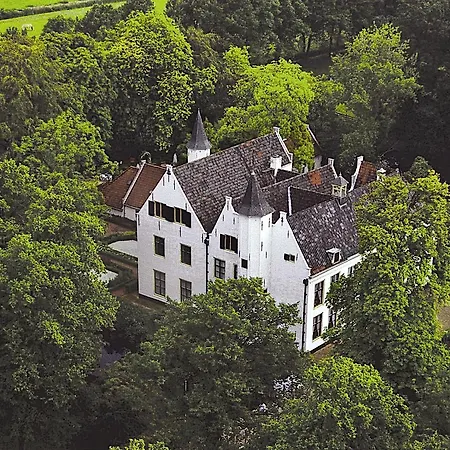 Het Kasteel Van Het Koetshuys * Rhoon